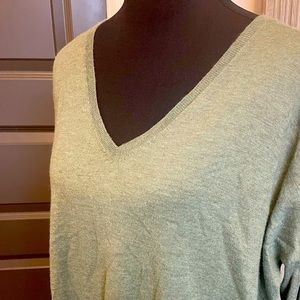 Polo Ralph Lauren Sage Green Adorable comfy casual lightweight hi-lo sweater M